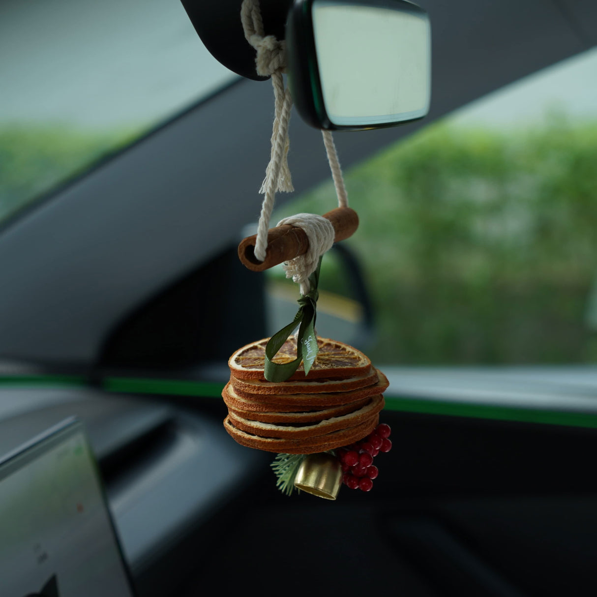 Car Orange Scent Christmas Ornament 丨Universal Hanging Design