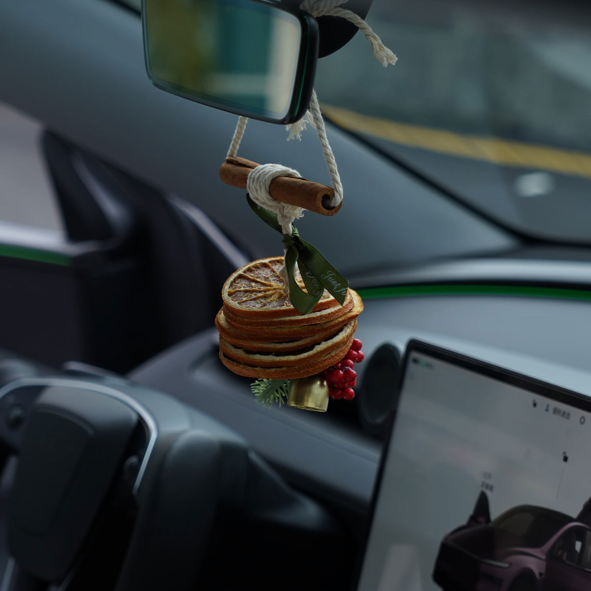 Car Orange Scent Christmas Ornament 丨Universal Hanging Design