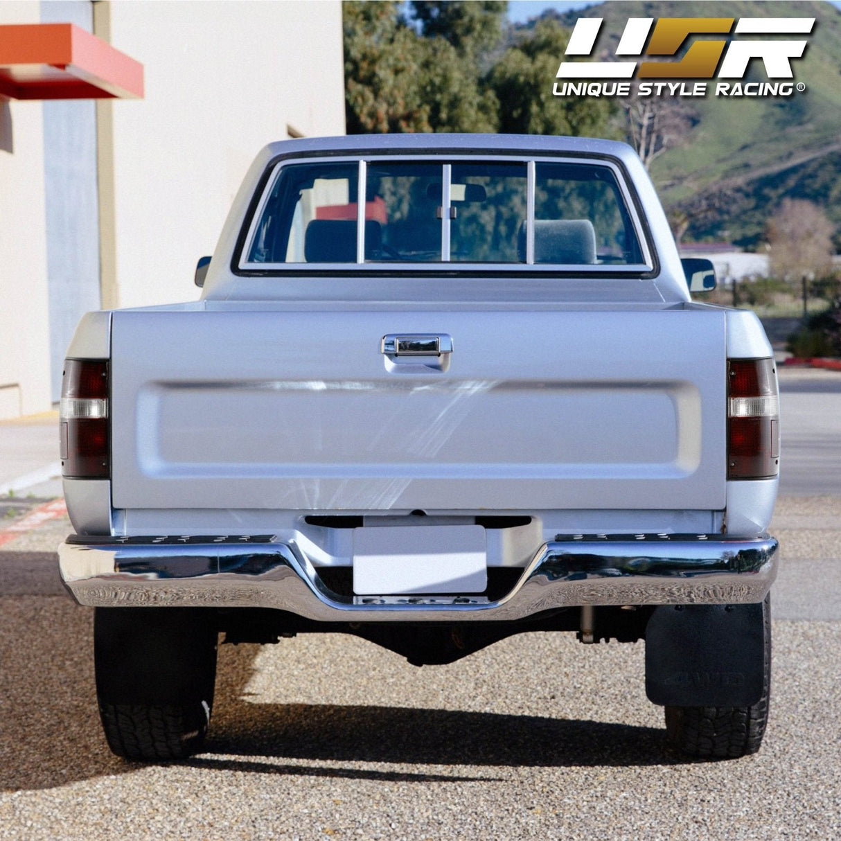 1989-1995 Toyota Pickup Red/Clear Tail Lights