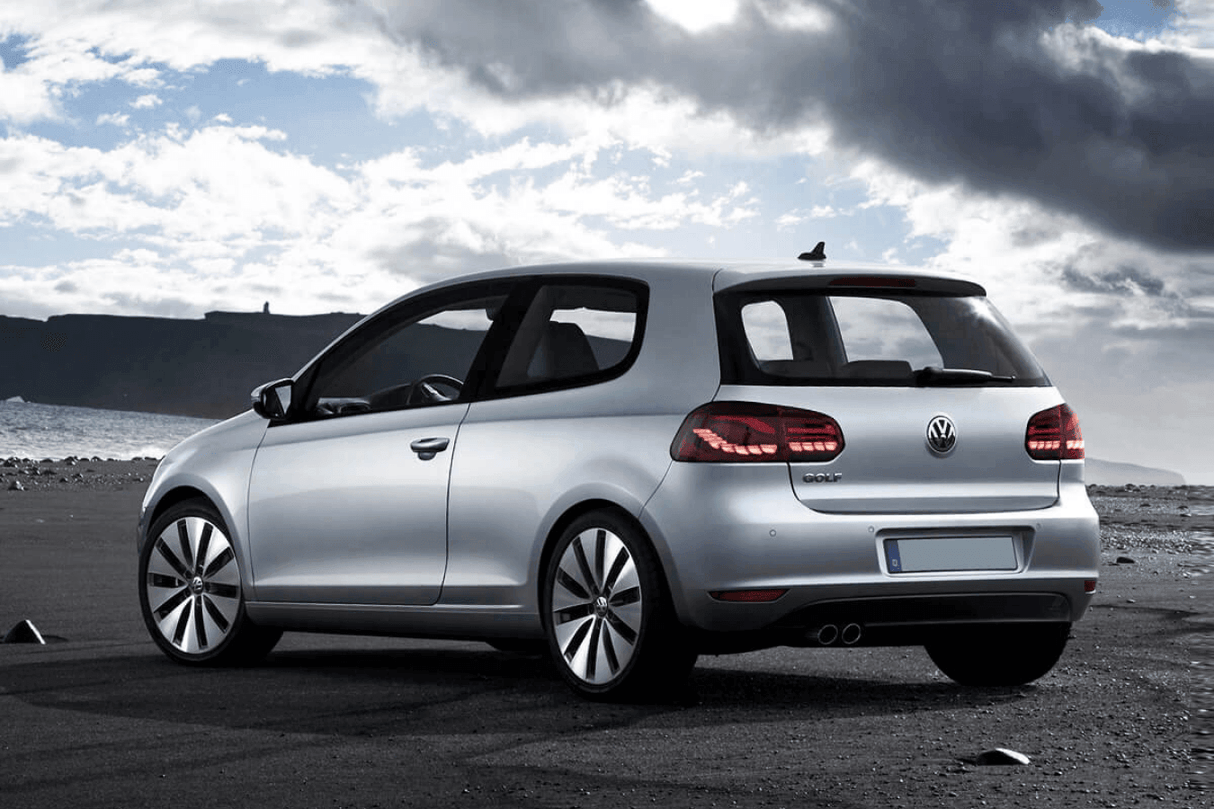 Volkswagen Golf MK6 Smoke and Red Dynamic Lighting OLED Taillights (2008 - 2014) - K2 Industries