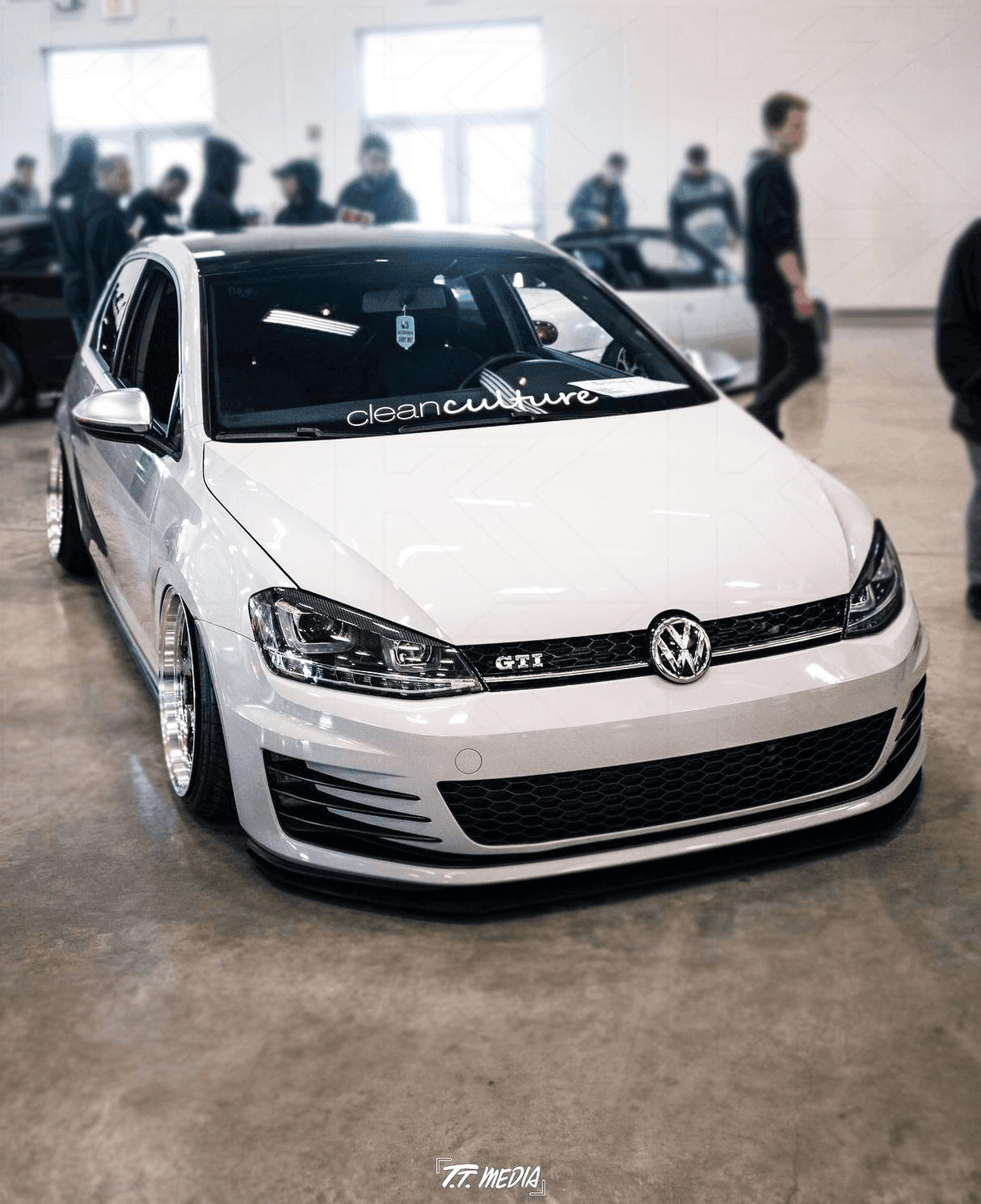 Volkswagen MK7 Golf/GTI/R - Clear/Black LED Tail Lights for Halogen Models (2012-2017) - K2 Industries