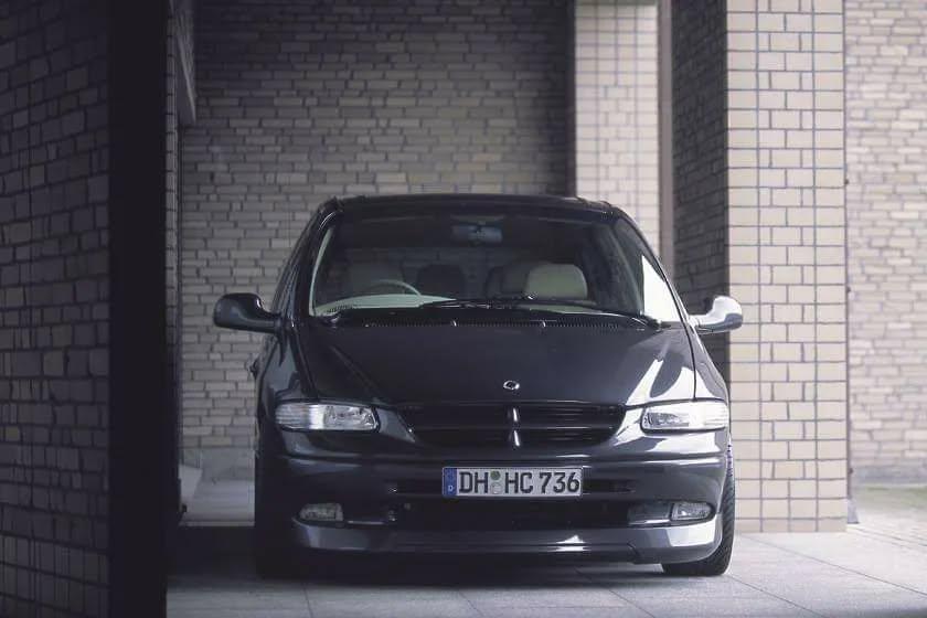 Chrysler Grand Voyager Gen 3 (1996-2000)
