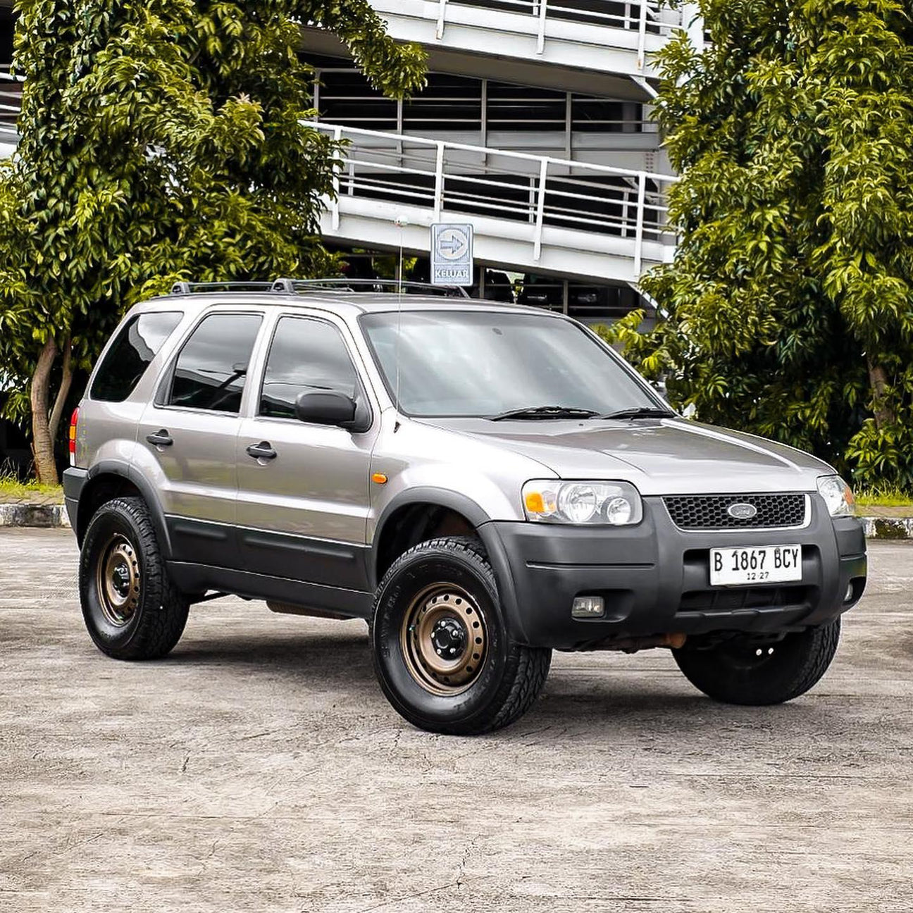 FORD ESCAPE GEN 1 (01-07)