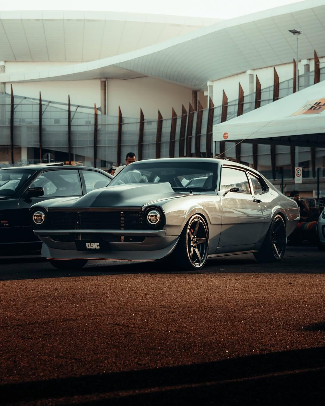 FORD MAVERICK COMPACT CAR (70-77)