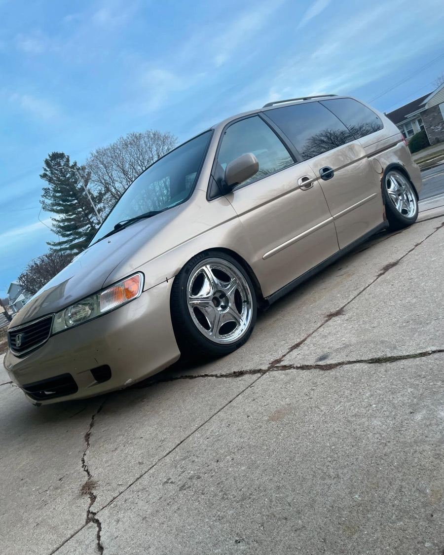 Honda Odyssey Gen 2 | RL1 (1999-2004)