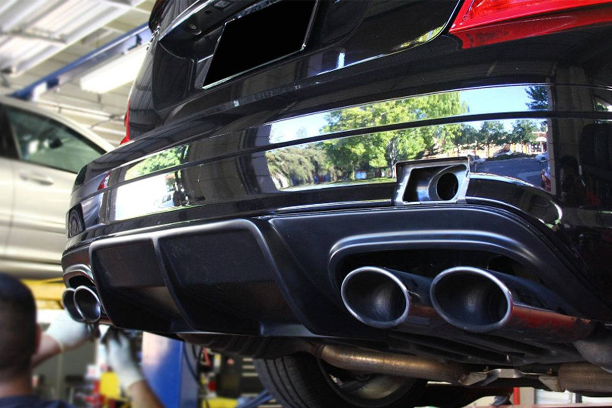 2008-2011 Mercedes Benz W204 C63 AMG AK STYLE CARBON FIBER DIFFUSER
