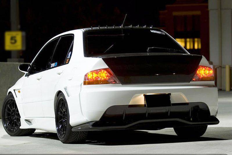 2003-2006 Mitsubishi Evolution 7 8 9 VTX Carbon Fiber Rear Diffuser