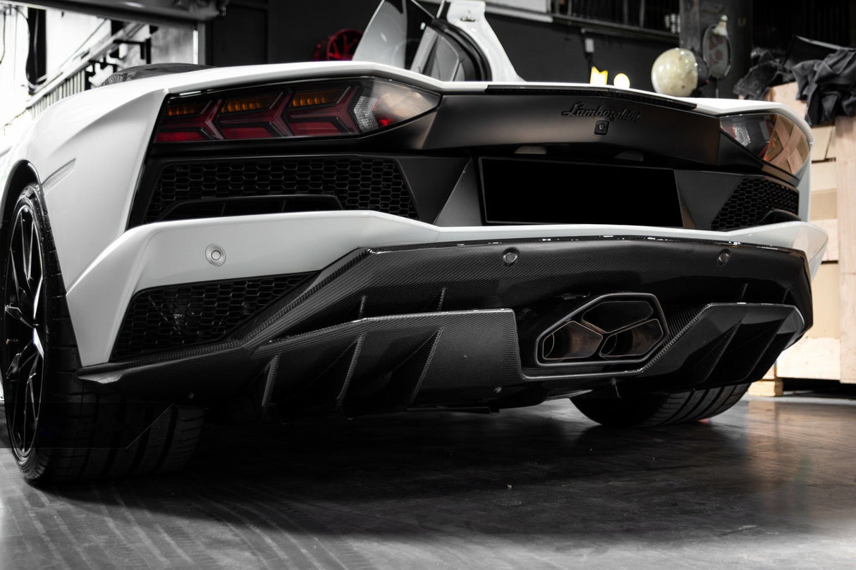 2017-2021 Lamborghini Aventador Autoclave Carbon Fiber Rear Diffuser Carbonado Oem Fits: LP740 Coupe | Roadster