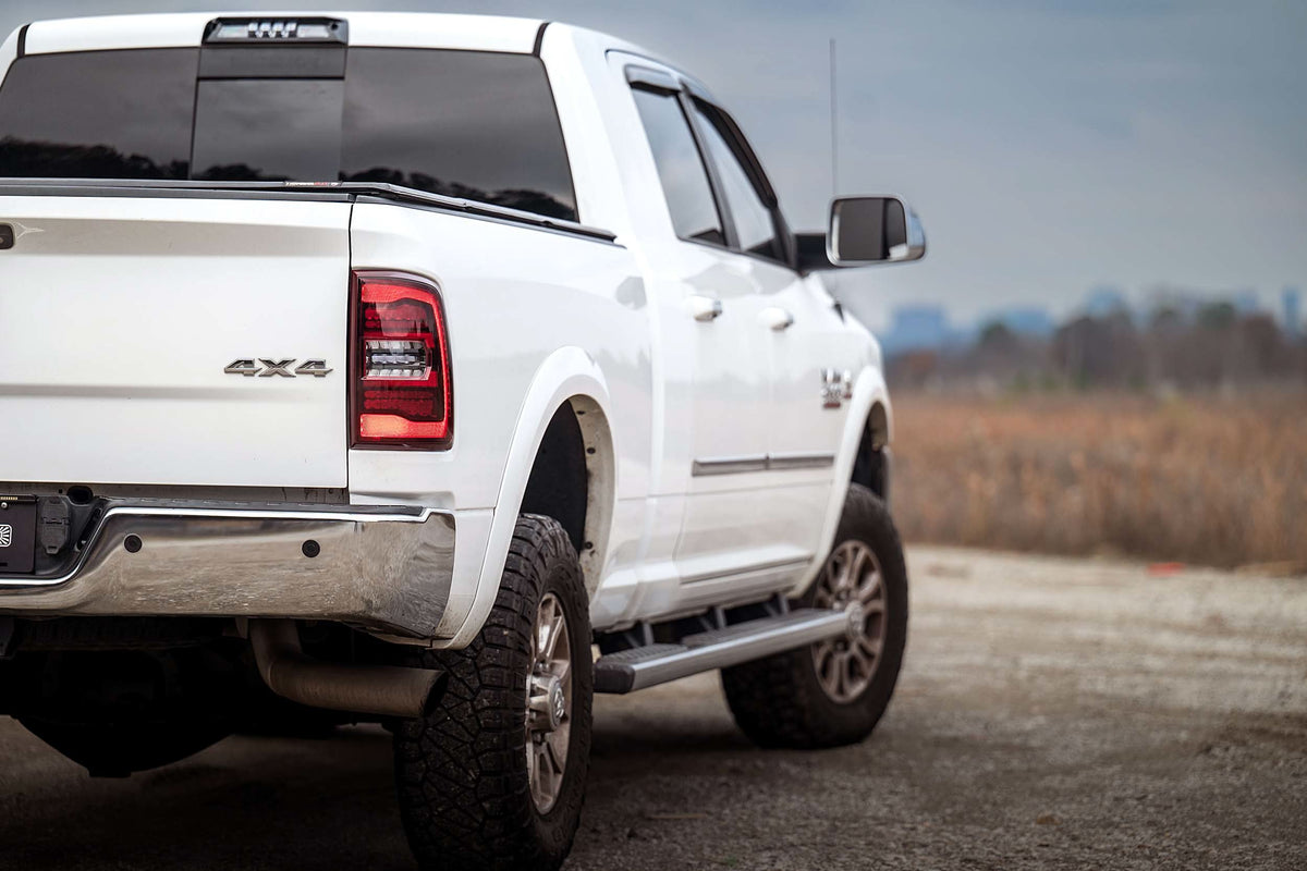 2015 Dodge Ram DRL Heads and Red Tails