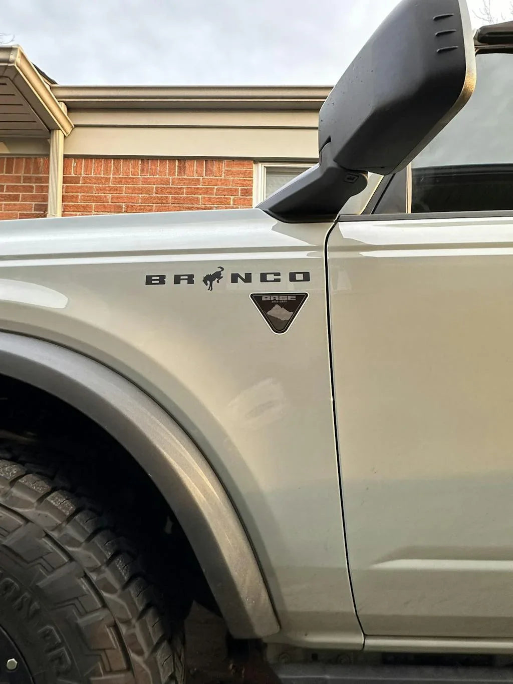 Base Fender Decal (RIP 2021-2023) - 2021-2023 Bronco Base
