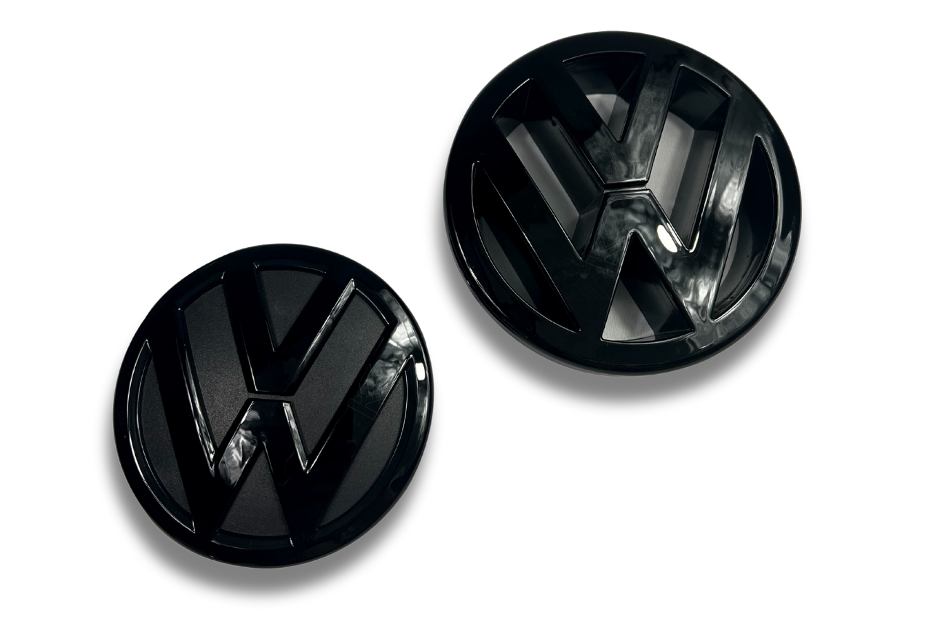 VW Golf 5 Black Emblem Set (2003-2010)