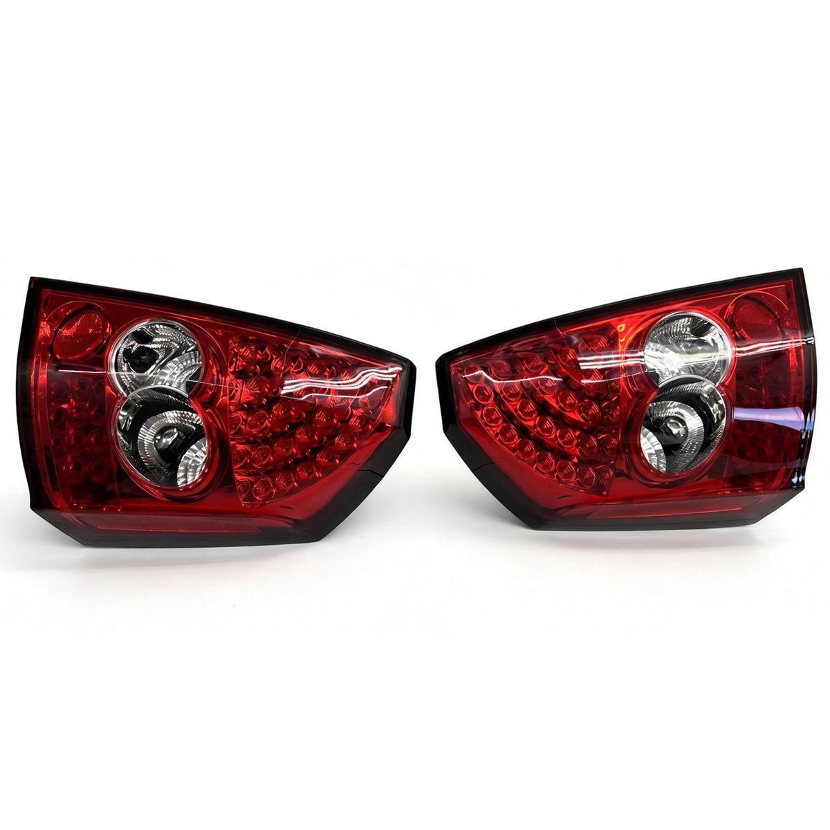 2005-2006 Chrysler 300 Rear Tail Lights Lamps Red Housing Clear Lens Pair