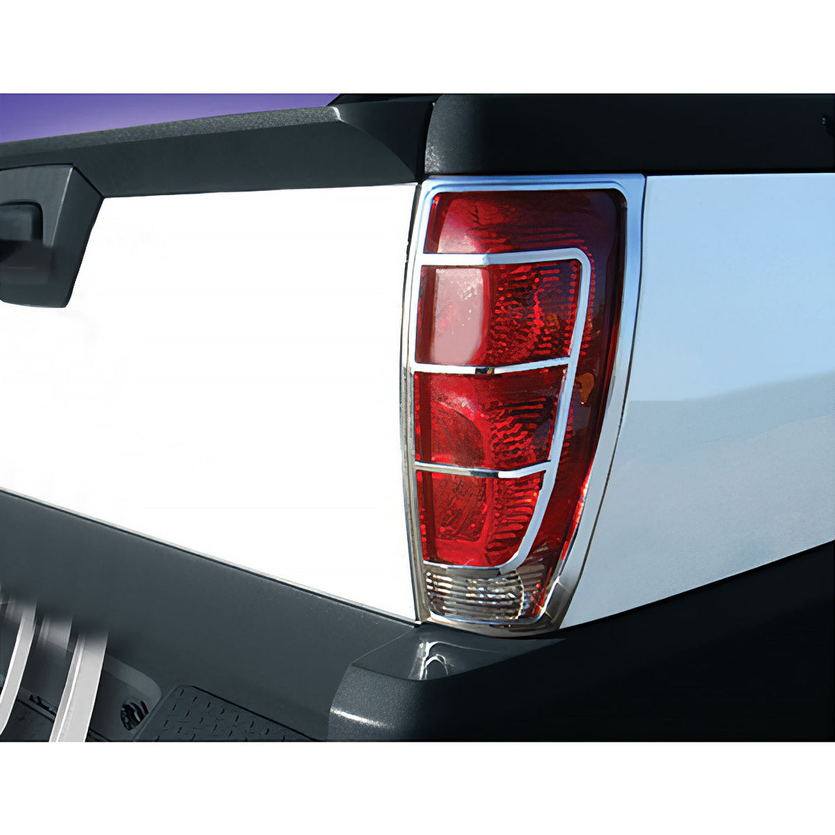 2002-2006 Chevrolet Avalanche Chrome Rear Tail Light Bezel Cover Trim