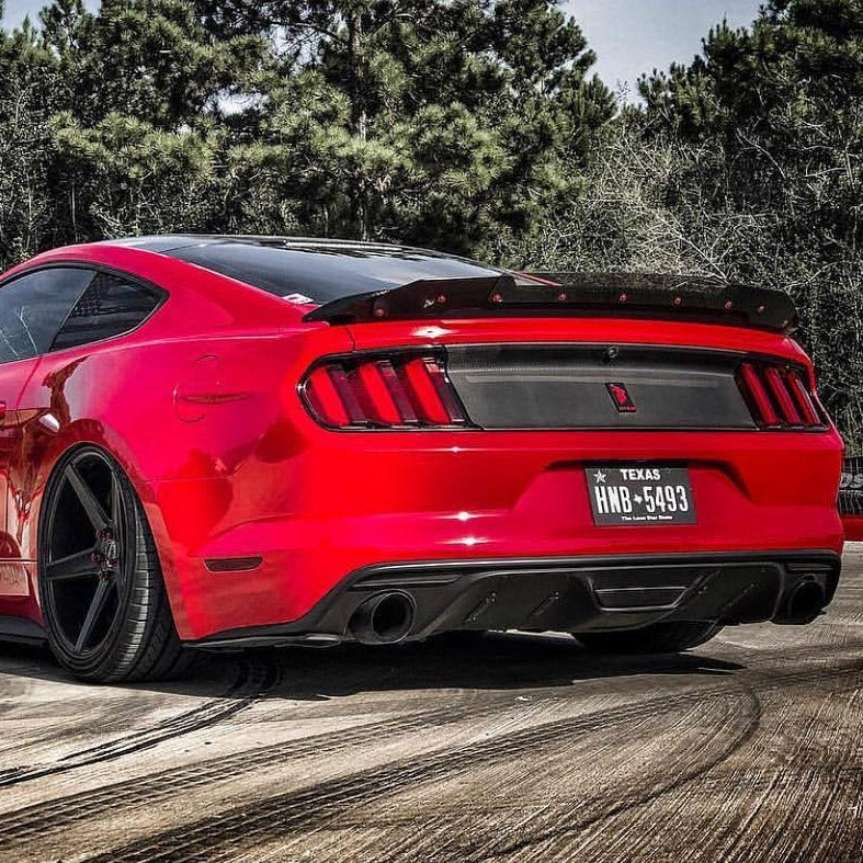 Mustang 15-23 Track Pack Wicker Bill