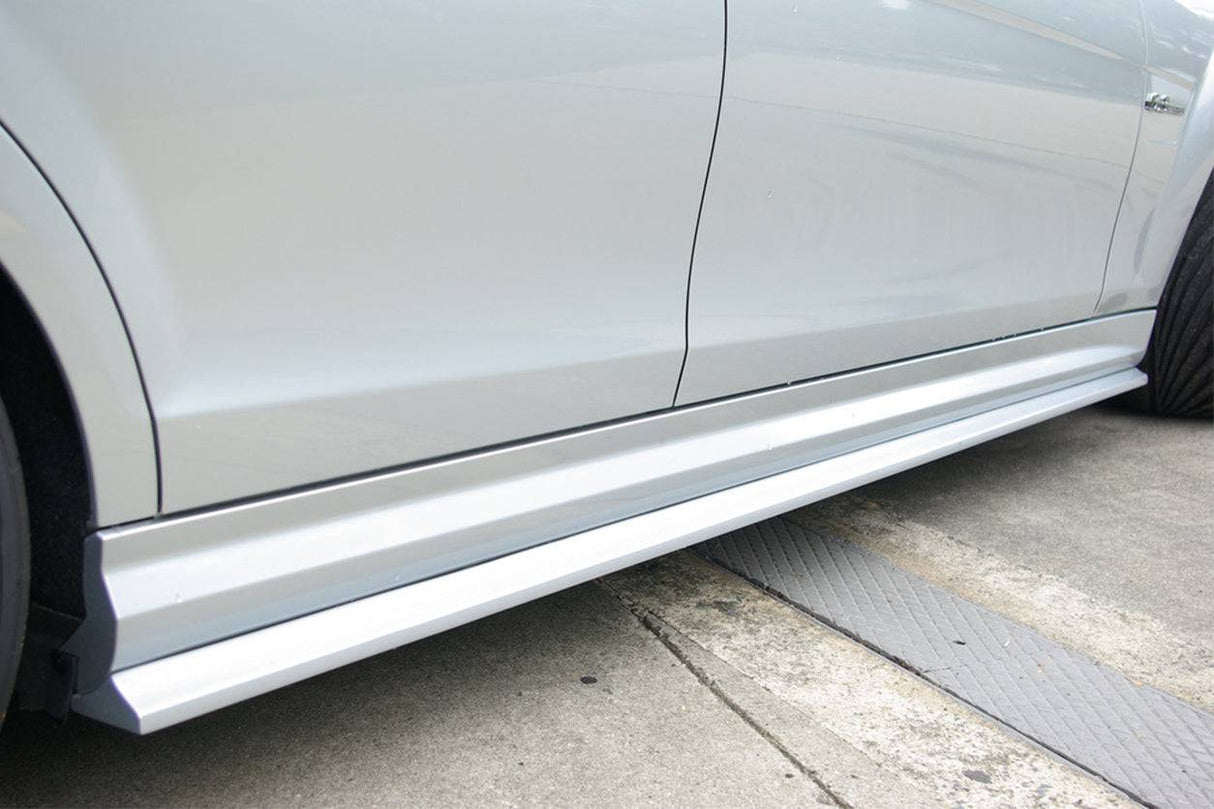 2008-2014 Mercedes Benz W204 C63 AMG RZ Style Carbon Fiber Side Skirts
