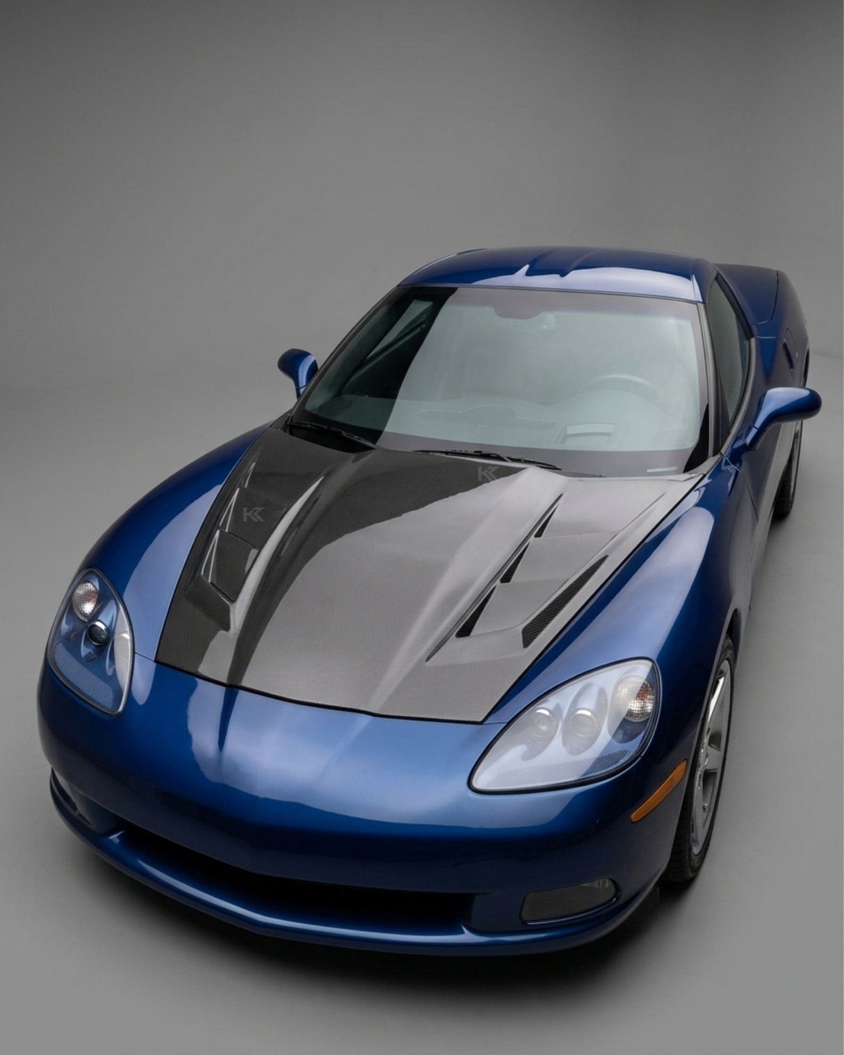2005–2013 Chevrolet Corvette C6 H-Design Style Hood – Carbon Fiber