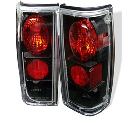 Spyder Chevrolet S10 Blazer/S10 Pickup/Jimmy/Sonoma/Bravada 83-93 Black Euro Style Tail Lights