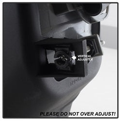 Spyder Chevrolet Avalanche 1500/Avalanche 2500/Silverado 1500/Silverado 1500 HD/Silverado 2500/Silverado 2500 HD/Silverado 3500 02-06 w/o Switch OEM Fog Lights w/o Body Cladding Smoke