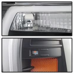 Spyder Signature Ford F-150/F-150 Heritage 04-08 Light Bar Projector Headlights Black