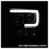 Spyder Signature Ford F-250 Super Duty/F-350 Super Duty/F-450 Super Duty 05-07 Light Bar Projector Headlights Black
