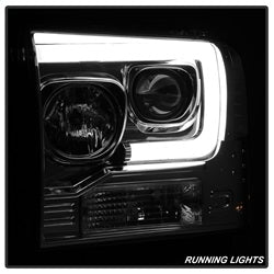 Spyder Signature Ford F-250 Super Duty/F-350 Super Duty/F-450 Super Duty 05-07 Light Bar DRL Projector Headlights Version 2 Black