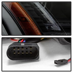 Spyder Signature Audi TT/TT Quattro 08-09 Sequential Turn Signal Projector Headlights Halogen Model Only Not Compatible With Xenon/HID Model