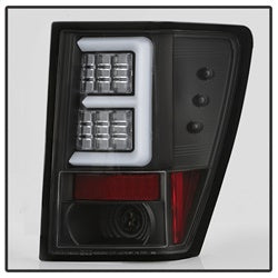 Spyder Jeep Grand Cherokee 07-10 Incl. Signal-LED/Brake-LED Light Bar LED Tail Lights Black