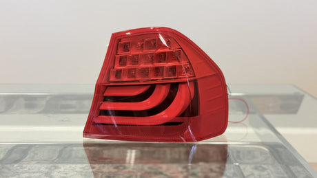 BMW 3-Series E90 RED Tail Light Upgrade (2006-2009) *READ DESCRIPTION