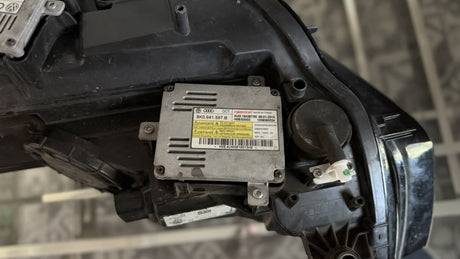 AUDI A3 / S3 8V OEM HID XENON + LED DRL HEADLIGHTS (PAIR) * READ DESCRIPTION