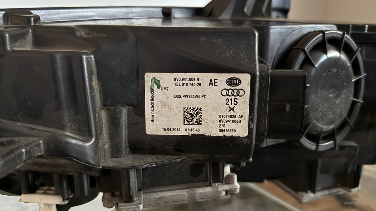 AUDI A3 / S3 8V OEM HID XENON + LED DRL HEADLIGHTS (PAIR) * READ DESCRIPTION