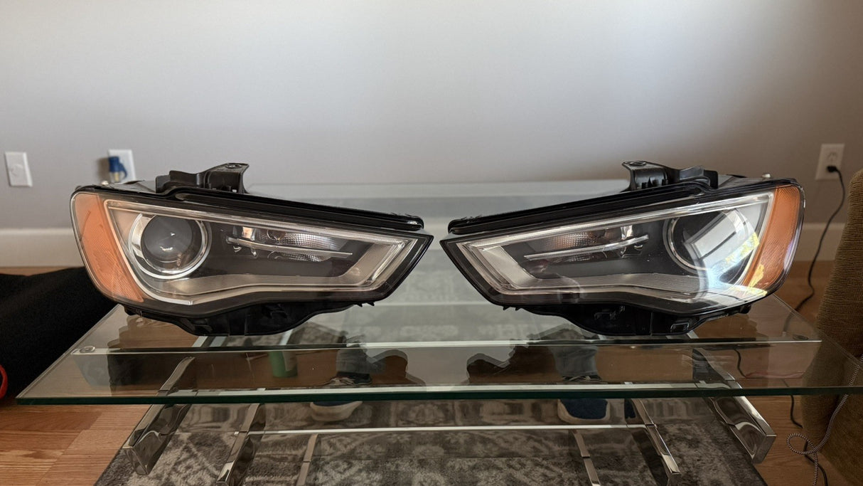 AUDI A3 / S3 8V OEM HID XENON + LED DRL HEADLIGHTS (PAIR) * READ DESCRIPTION