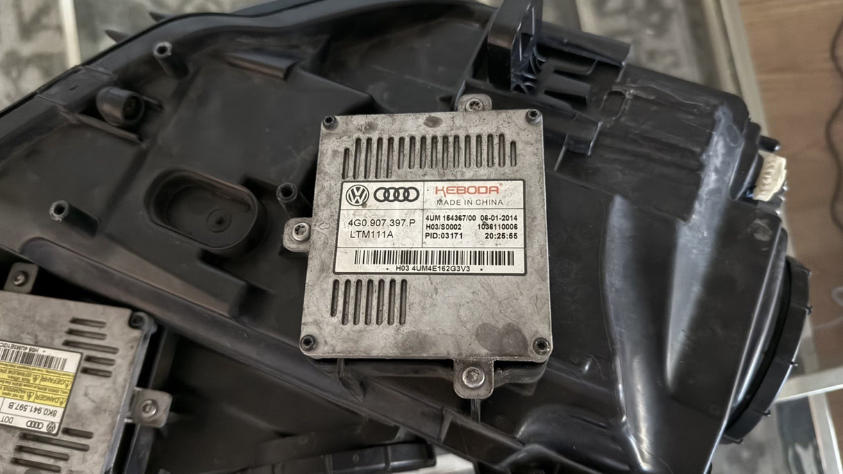 AUDI A3 / S3 8V OEM HID XENON + LED DRL HEADLIGHTS (PAIR) * READ DESCRIPTION