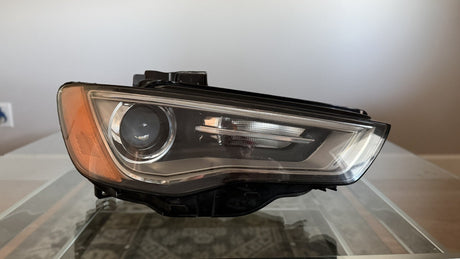 AUDI A3 / S3 8V OEM HID XENON + LED DRL HEADLIGHTS (PAIR) * READ DESCRIPTION
