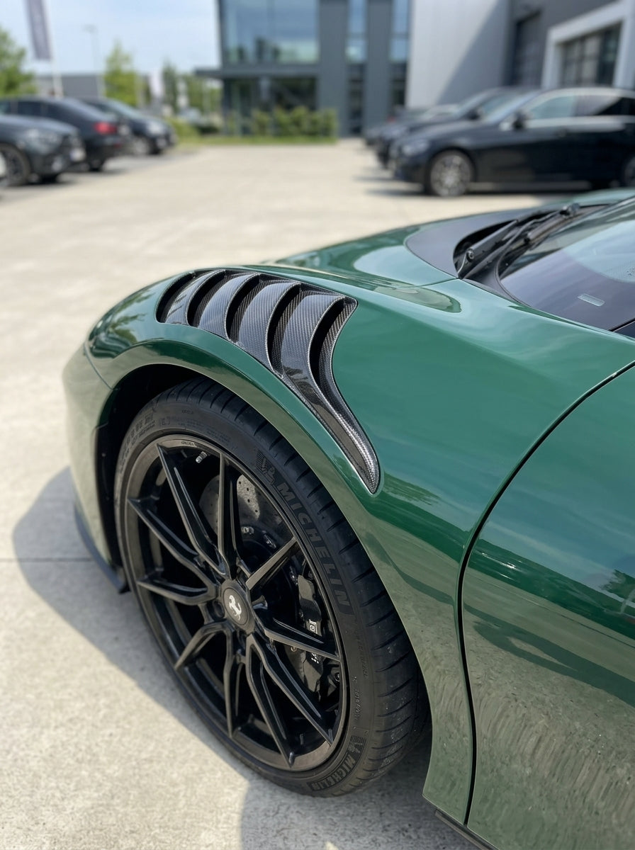 2019+ Ferrari SF90 Stradale Polished Fenders - Dry Carbon Fiber