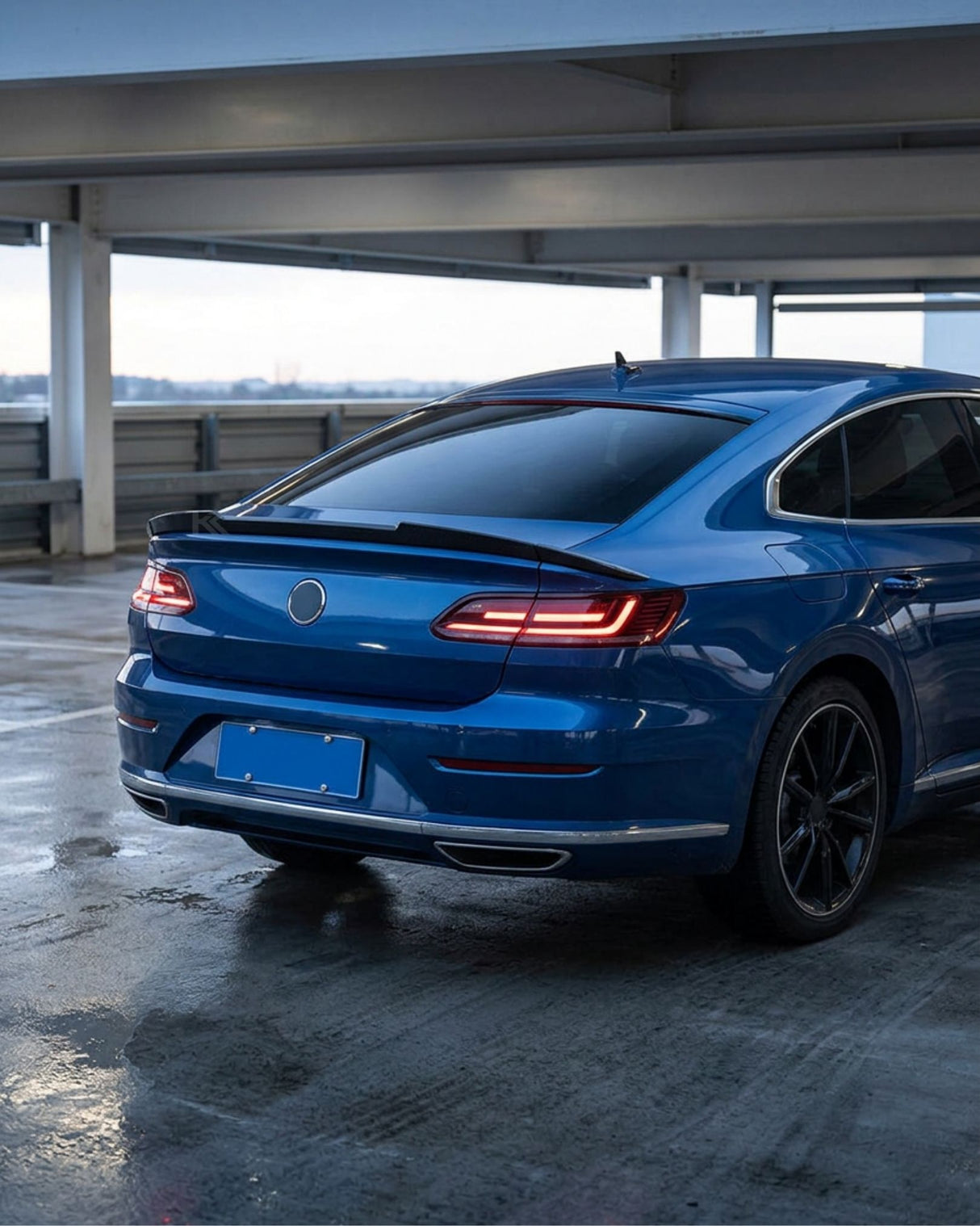 2019–2023 Volkswagen Arteon / Ducktail Style Rear Trunk Spoiler – Carbon Fiber