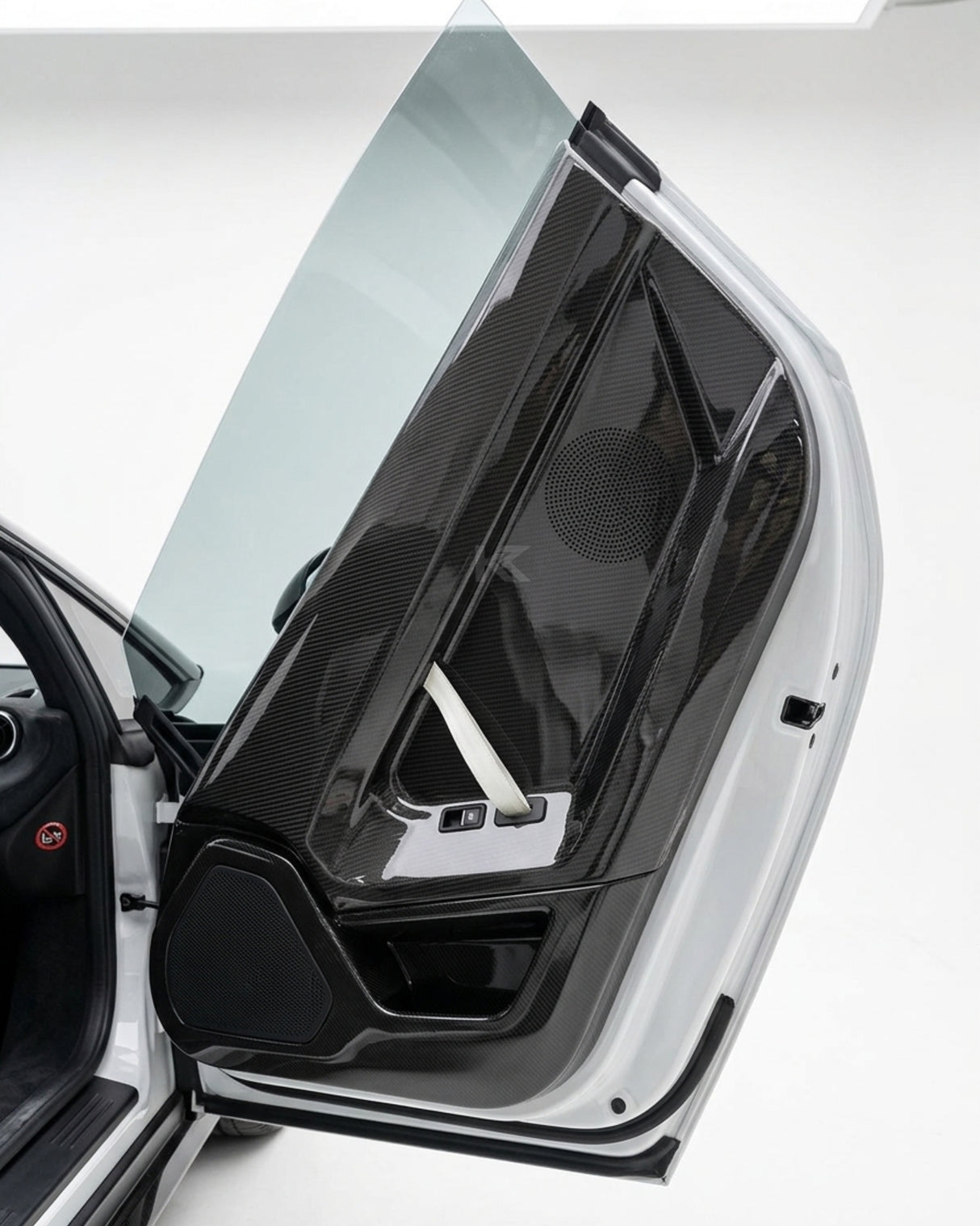 2011–2022 Lamborghini Aventador Inner Door Panels – Dry Carbon Fiber