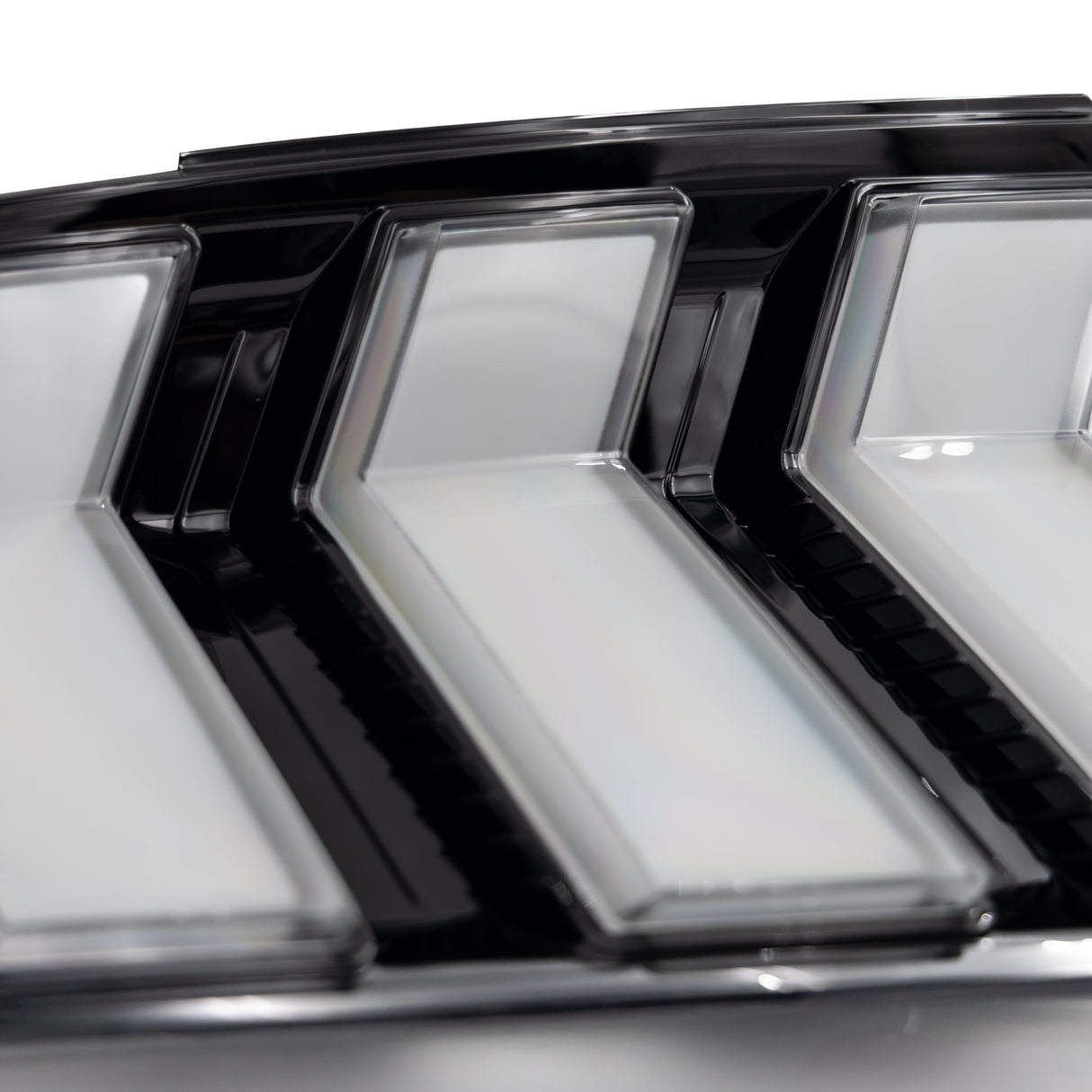 2015-2023 Mustang S550 Euro Tail Lights (Clear/Smoked)