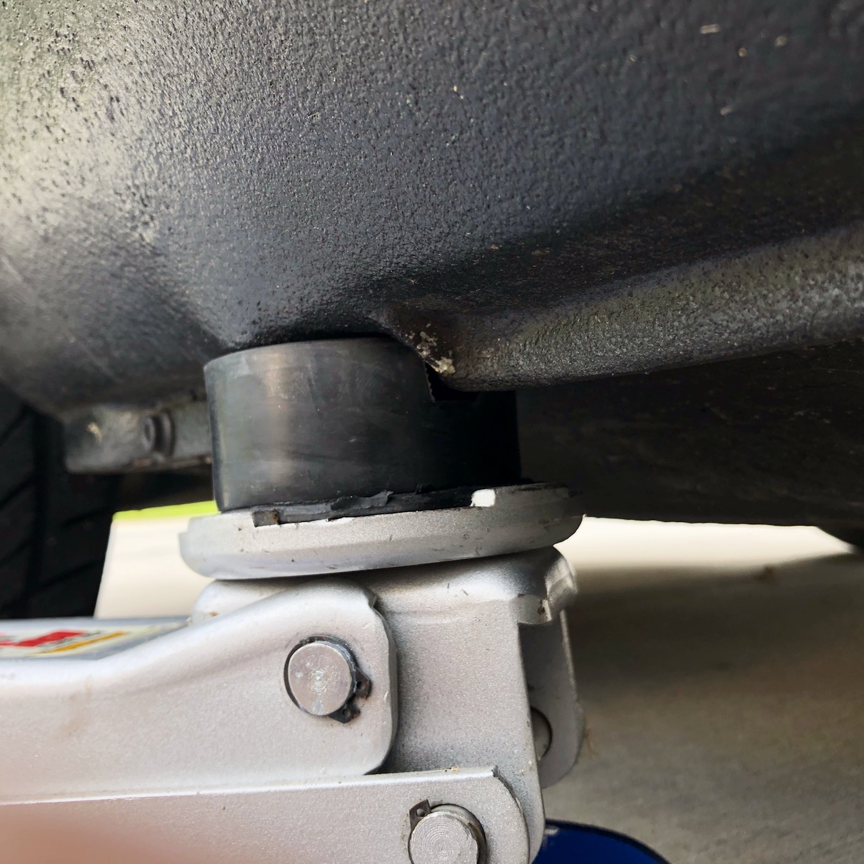 E30 Jack Pad Kit