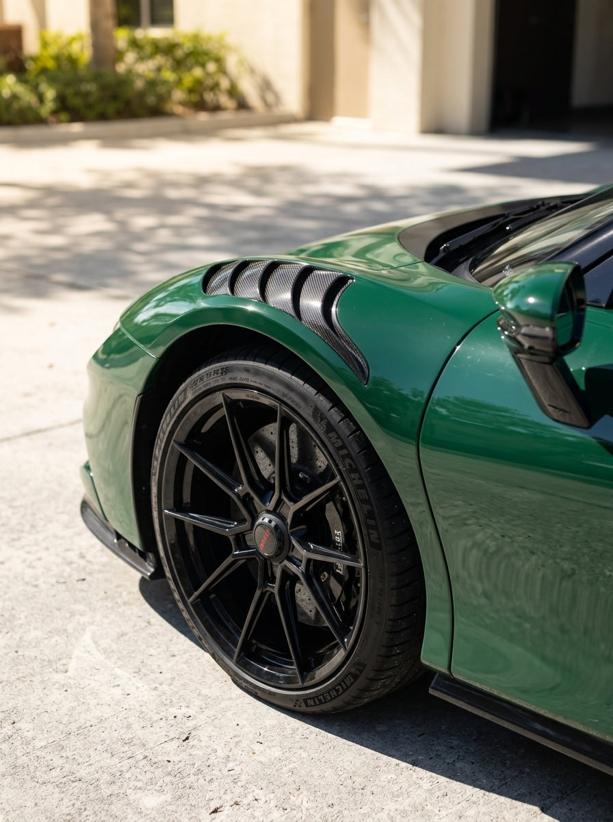 2019+ Ferrari SF90 Stradale Polished Fenders - Dry Carbon Fiber