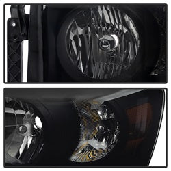 xTune Dodge Ram 1500/Ram 2500/Ram 3500 06-08 Amber/Black Smoke XTune Crystal Headlights