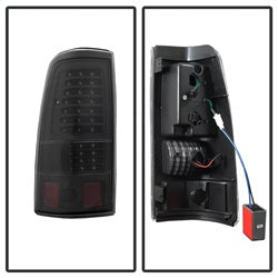 Akkon Chevrolet Silverado 1500/Silverado 1500 Classic/Silverado 1500 HD/Silverado 1500 HD Classic/Silverado 2500/Silverado 2500 HD/Silverado 2500 HD Classic/Silverado 3500/Silverado 3500 Classic 03-06 Black XTune LED Tail Lights