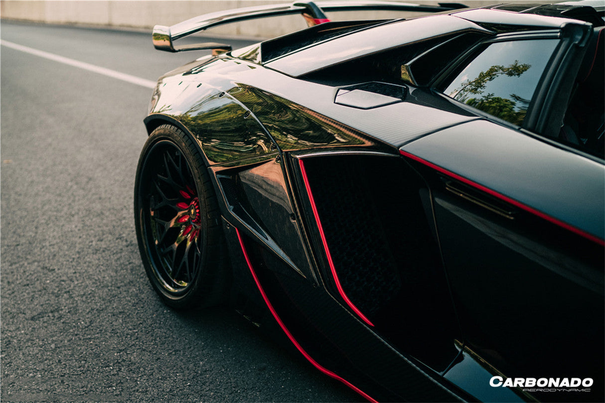 2013-2016 Lamborghini Aventador LP700 Roadster OEM Style Carbon Fiber Gas Cap Repalcement