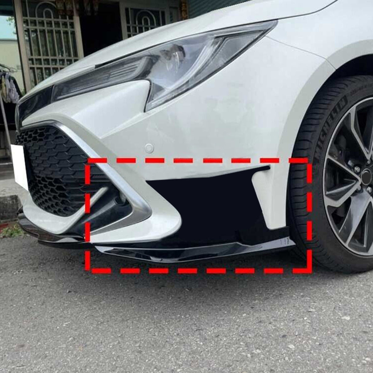 2019-2024 Toyota Corolla Auris 5-Door Front Bumper Canards