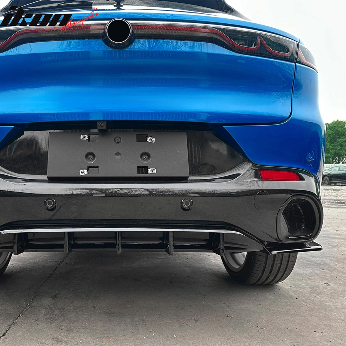 2023-2026 Alfa Romeo Tonale IKON Style Rear Bumper Diffuser 3PCS Gloss Black ABS