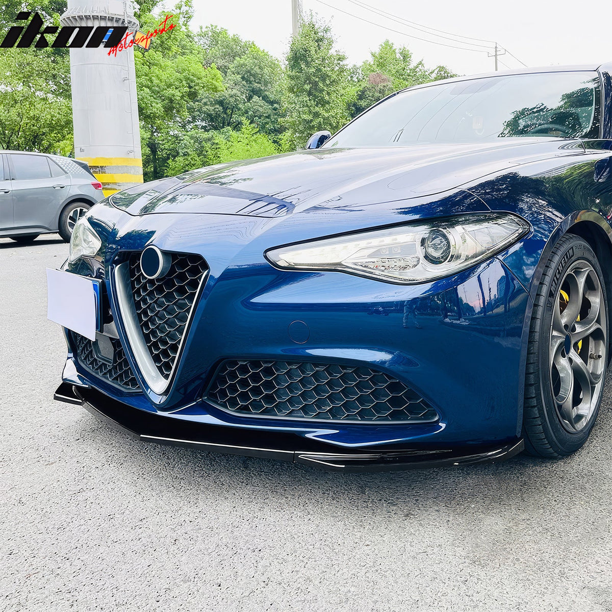 2017-2021 Alfa Romeo Giulia Standard Bumper IKON Style Front Lip 3PCS Gloss Black ABS