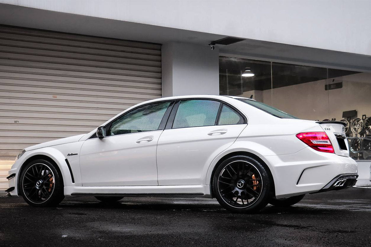 2012-2014 Mercedes Benz W204 C63 AMG Sedan BKSS Style Wide Full Body Kit