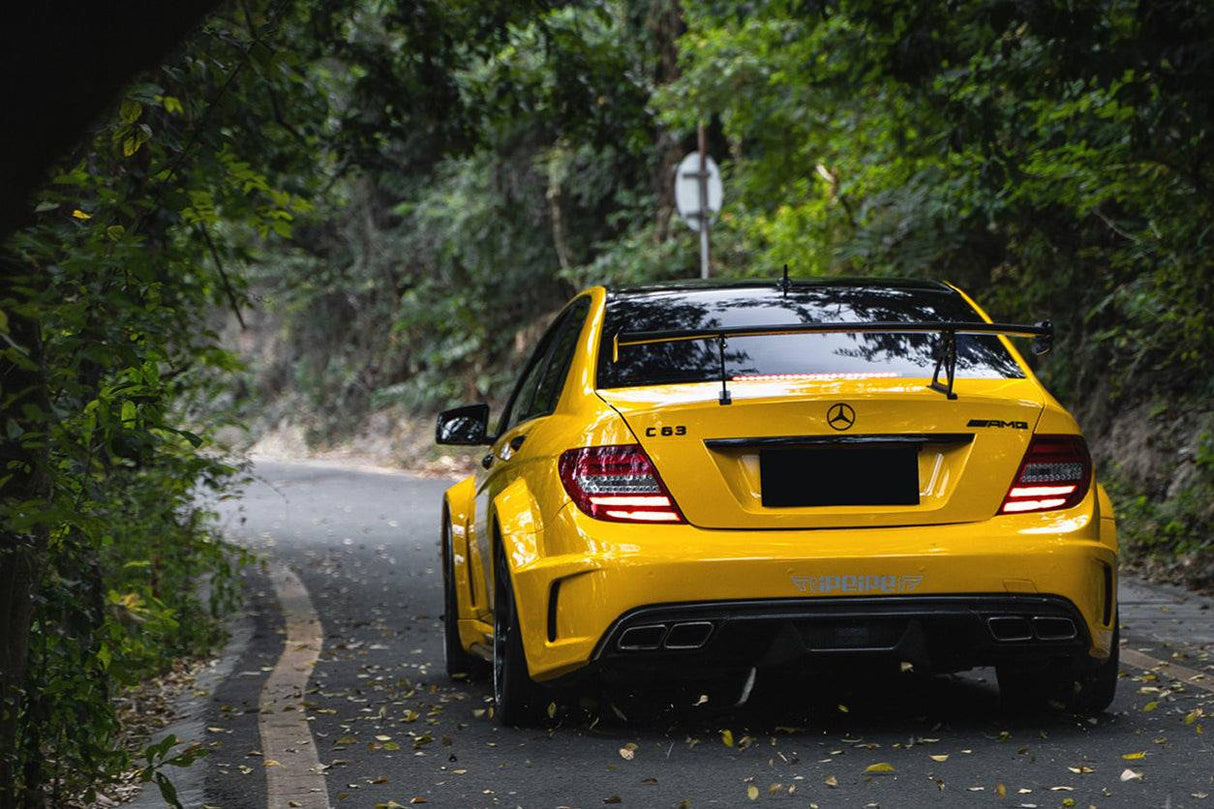 2012-2014 Mercedes Benz W204 C63 AMG Sedan BKSS Style Wide Full Body Kit
