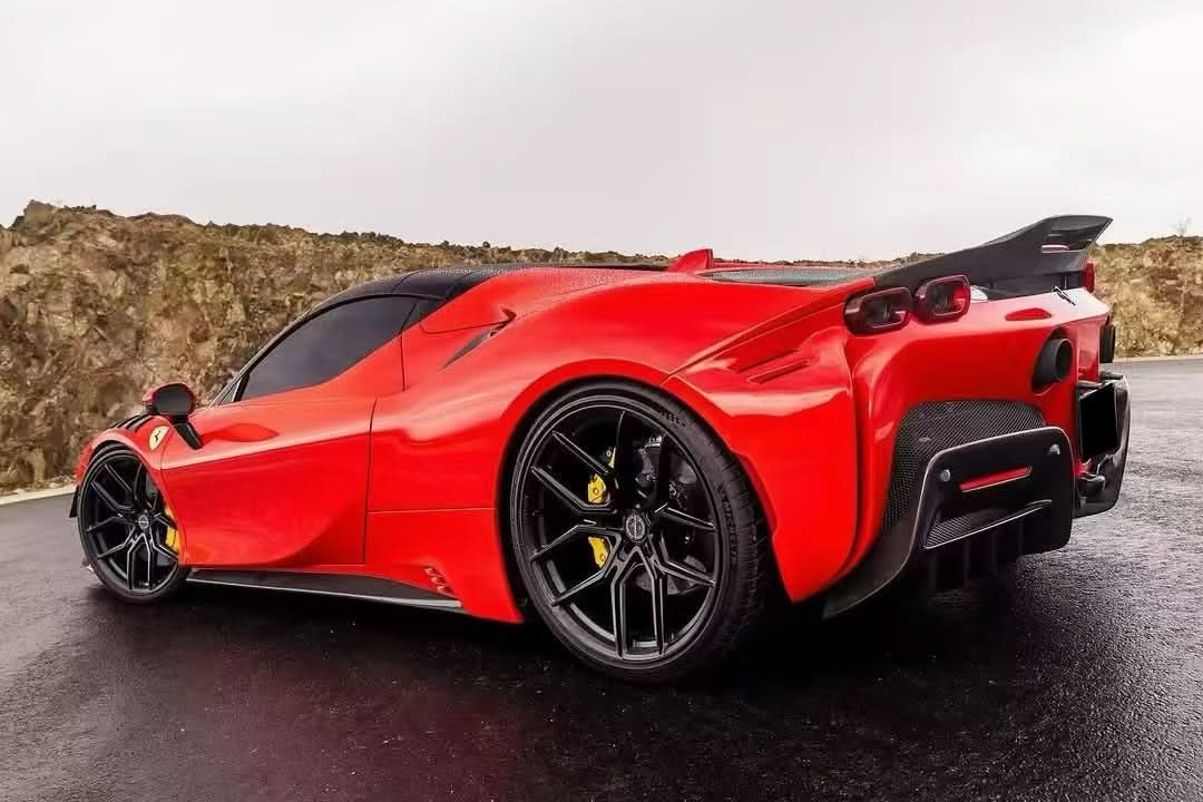 2020-UP Ferrari Autoclave Carbon Fiber Side Skirts Carbonado (RT) Fits: SF90 Stradale and Spider