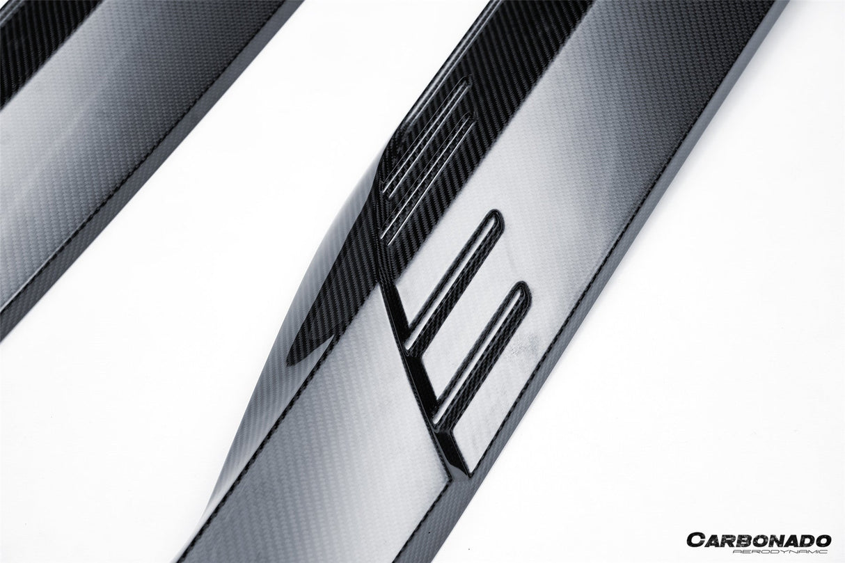 2023-2026 BMW XM G09 LD Style Dry Carbon Fiber Side Skirts With Under Board