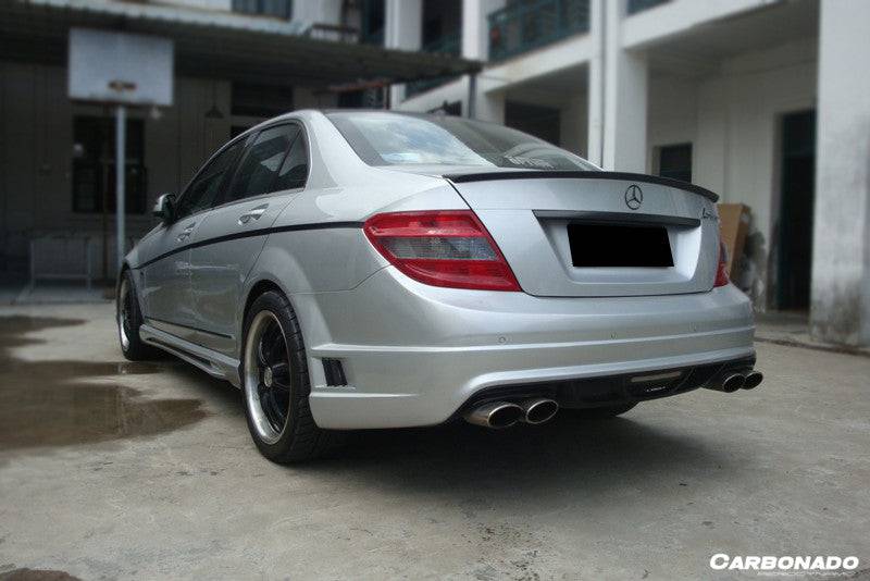 2008-2014 Mercedes Benz W204 C Class DE Style Rear Bumper